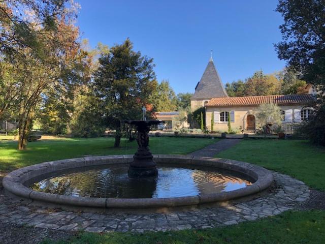 Gite Du Moulin De La Virvee Saint-Andre-de-Cubzac Luaran gambar